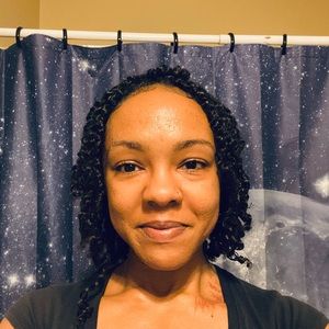 Meet your Posher, Kellie